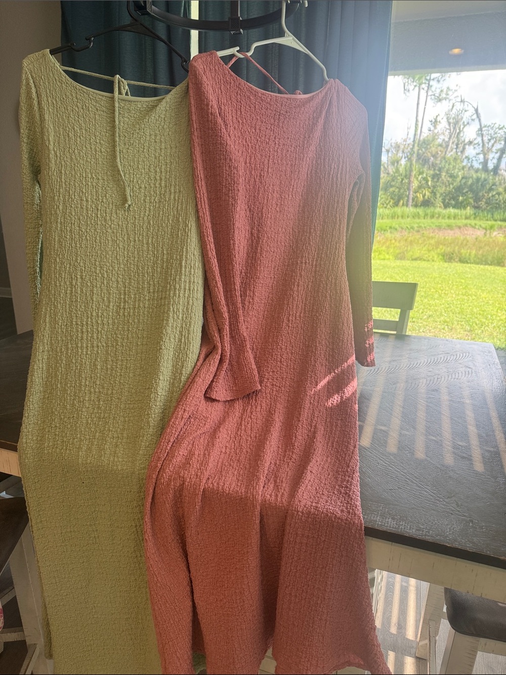 2 for $20! FINAL SALE!Women’s Textured Long Sleeve Dress — Pink and Light Green